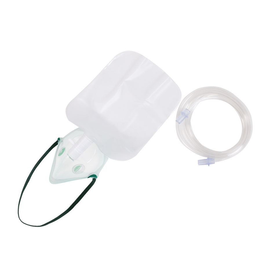 Oxygen mask with reservoir bag